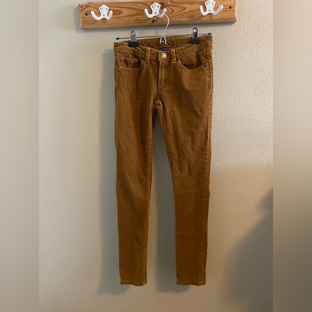 Patagonia corduroy pants size 24